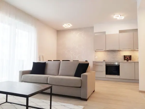 Kiadó újszerű téglalakás, Budapest, XI. kerület 3 szoba 73 m² 621 E Ft/hó